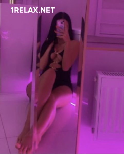 Девушка массажистка Кира, салон Кира фото №1